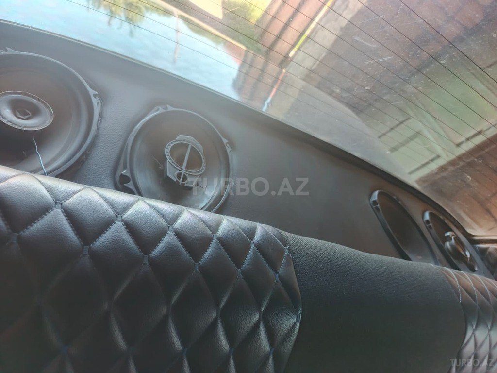 LADA (VAZ) 2107