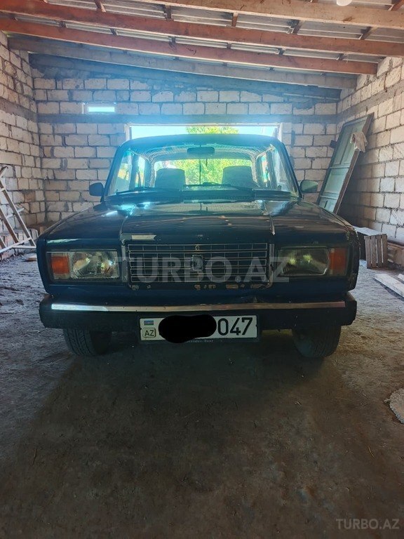 LADA (VAZ) 2107