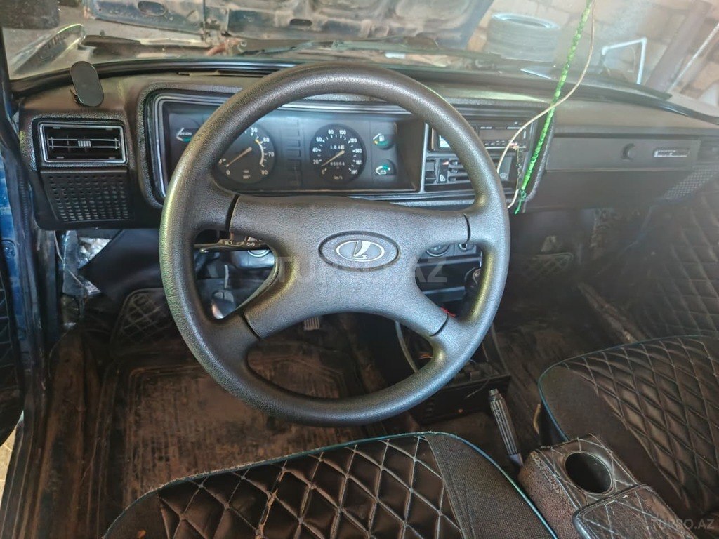 LADA (VAZ) 2107