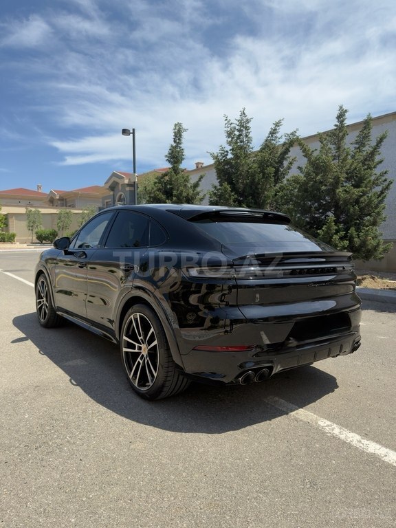 Porsche Cayenne GTS Coupe