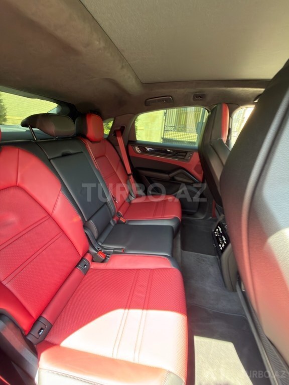 Porsche Cayenne GTS Coupe