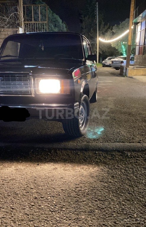LADA (VAZ) 2107
