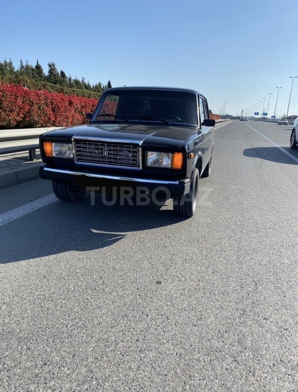 LADA (VAZ) 2107