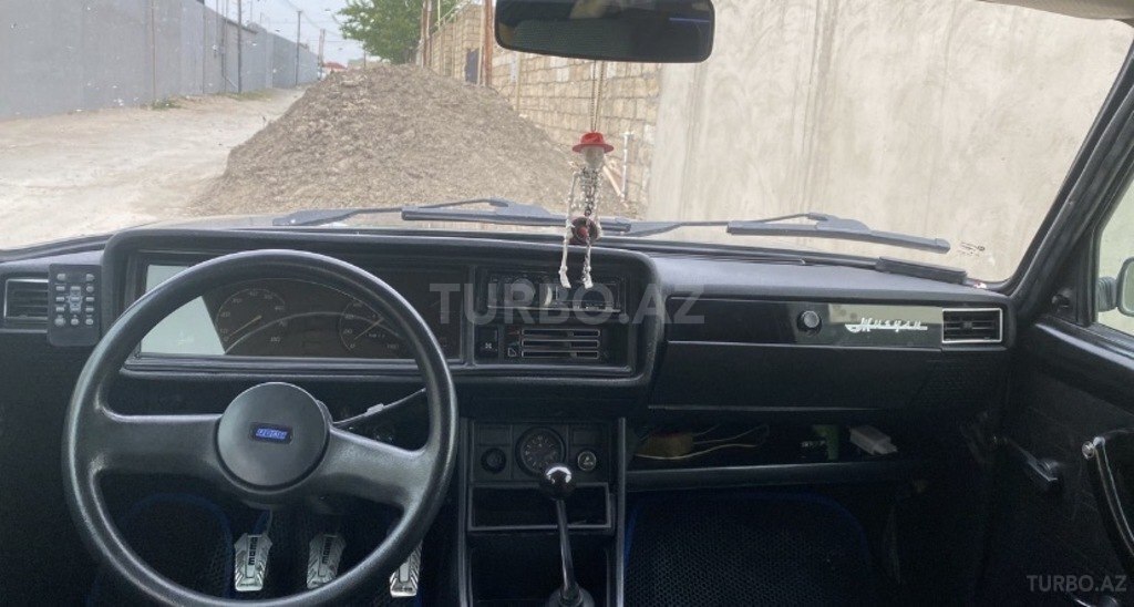 LADA (VAZ) 2107
