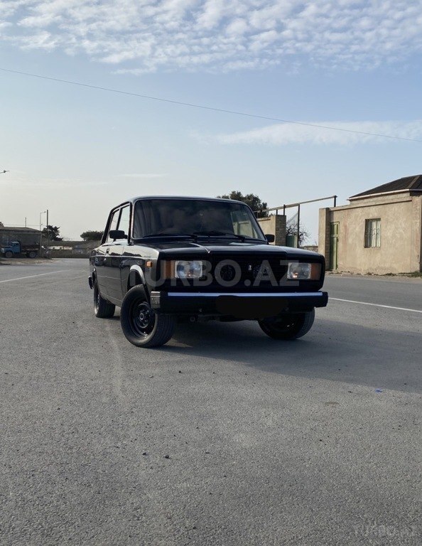 LADA (VAZ) 2107