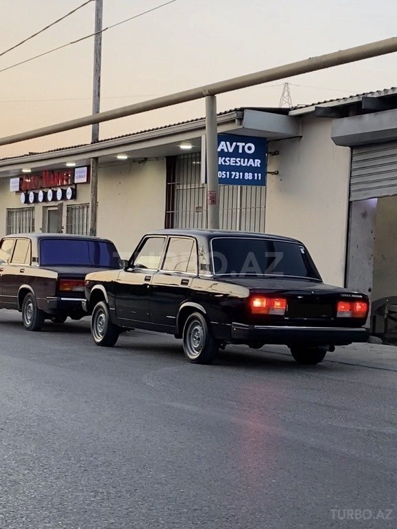 LADA (VAZ) 2107