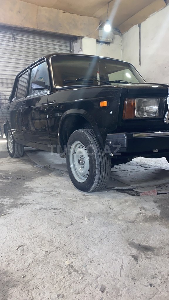 LADA (VAZ) 2107