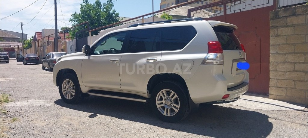 Toyota Land Cruiser Prado