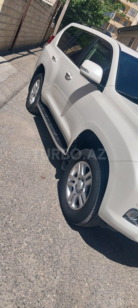 Toyota Land Cruiser Prado