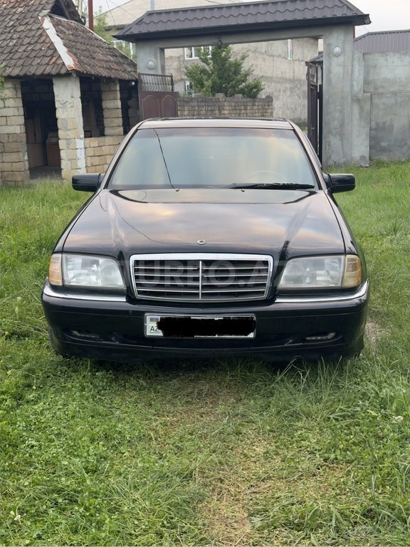 Mercedes C 230