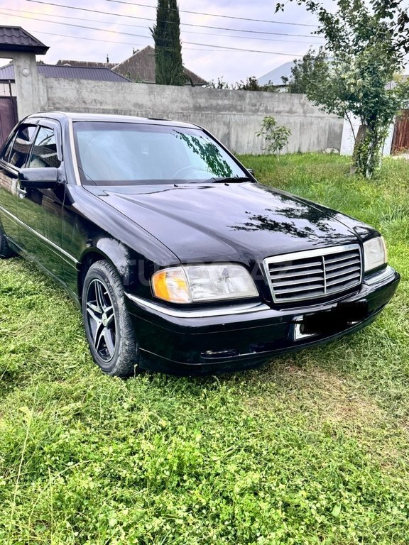 Mercedes C 230