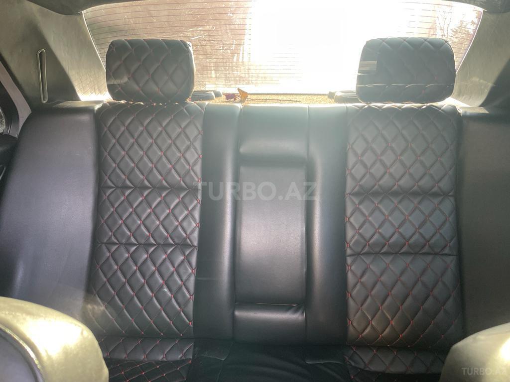 Mercedes C 180