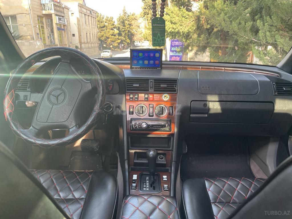 Mercedes C 180