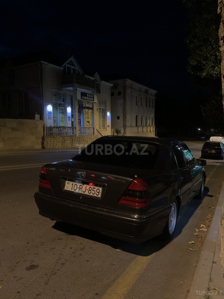 Mercedes C 180