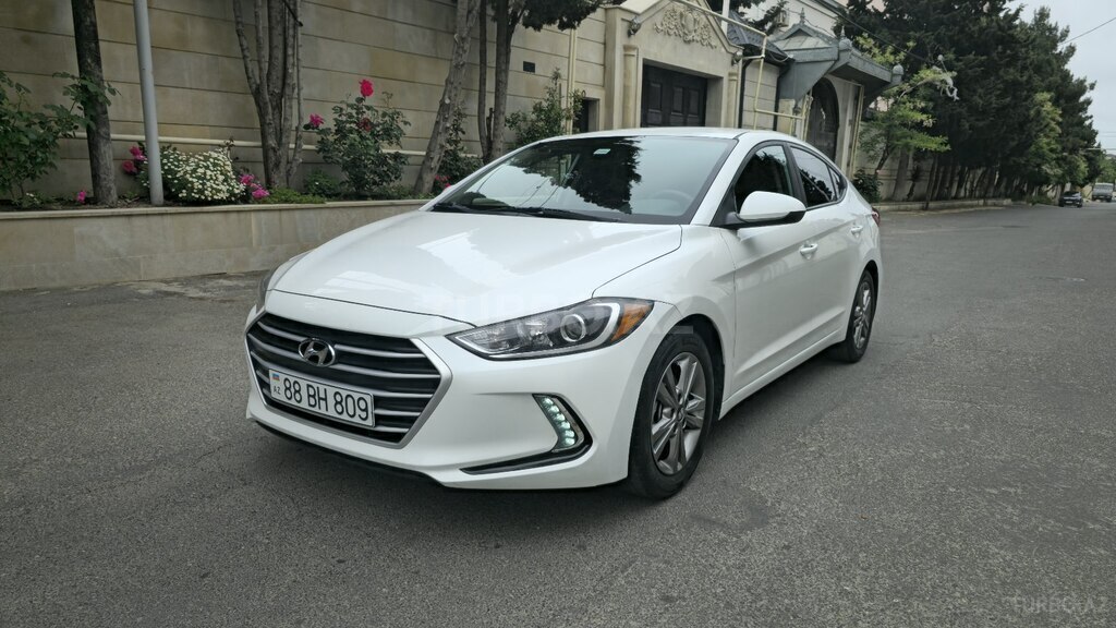Hyundai Elantra