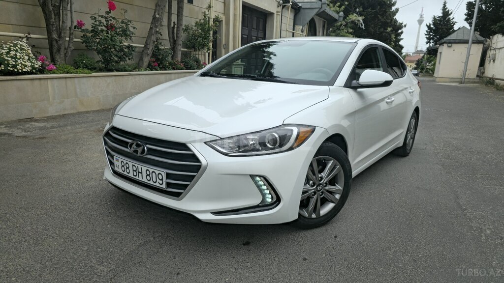 Hyundai Elantra