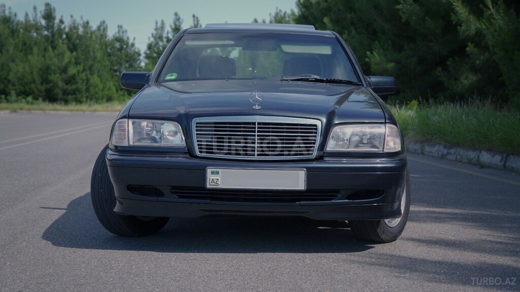 Mercedes C 180