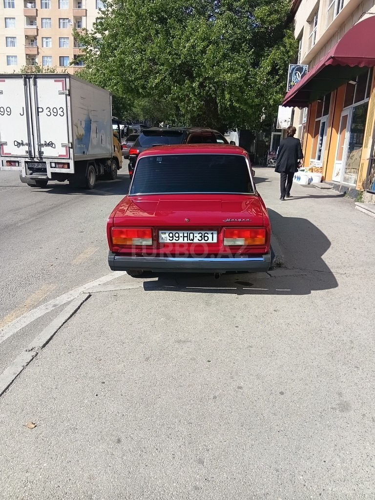 LADA (VAZ) 2107