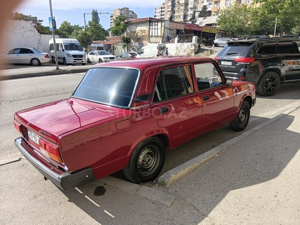 LADA (VAZ) 2107