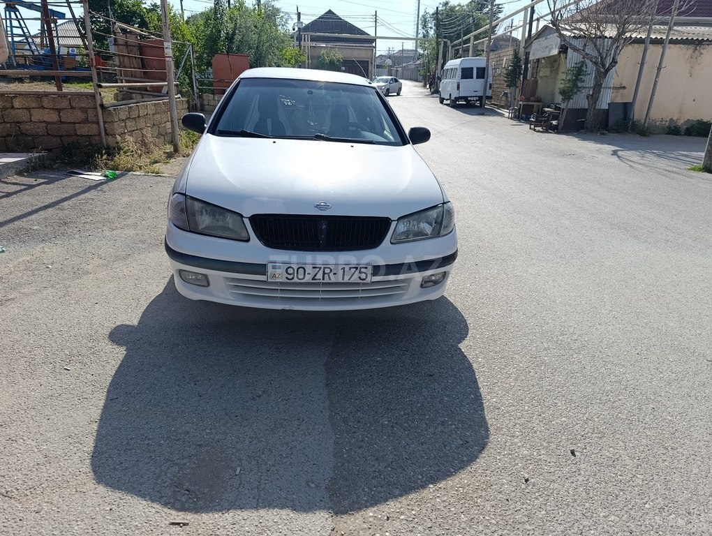 Nissan Sunny