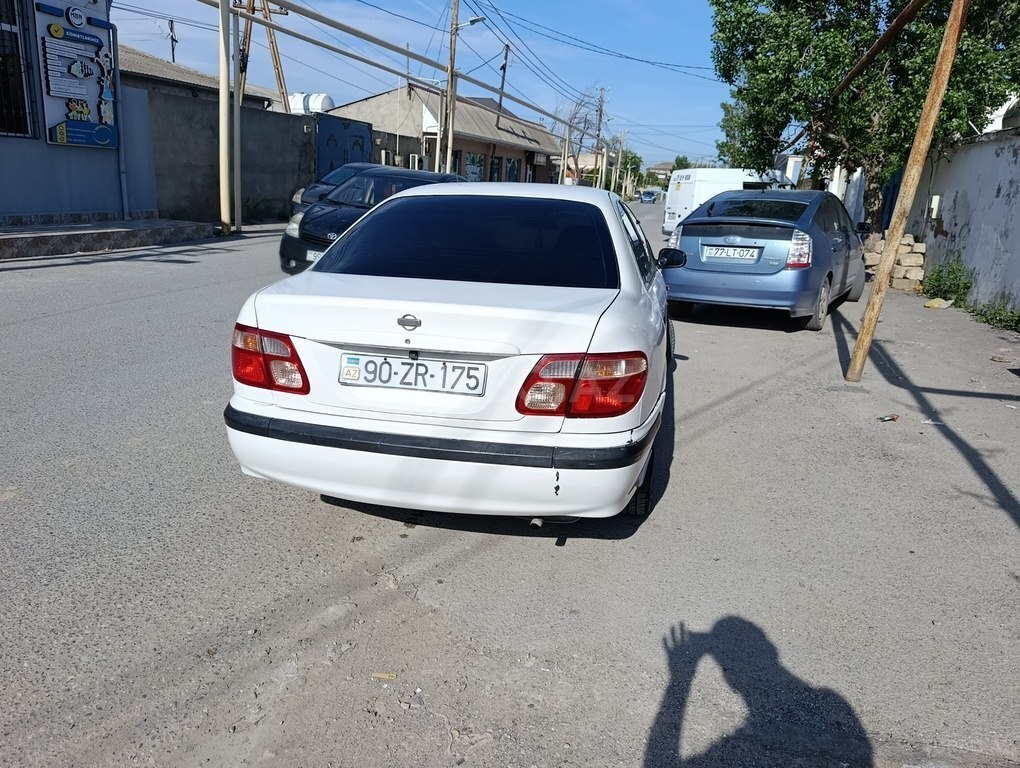 Nissan Sunny