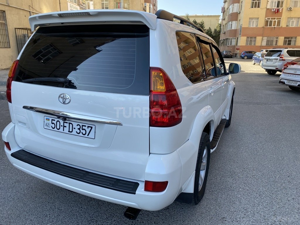 Toyota Land Cruiser Prado