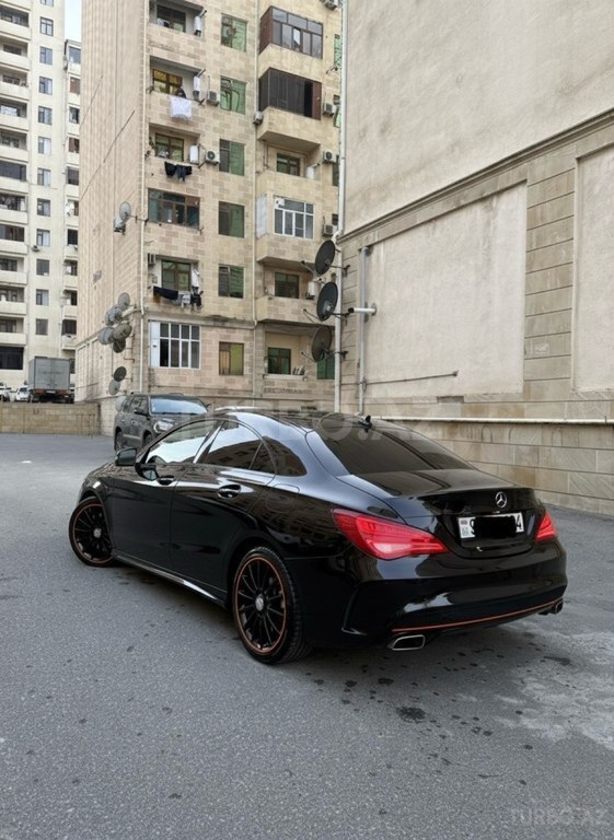 Mercedes CLA 250