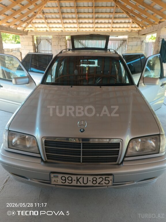 Mercedes C 180