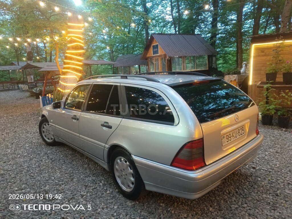 Mercedes C 180