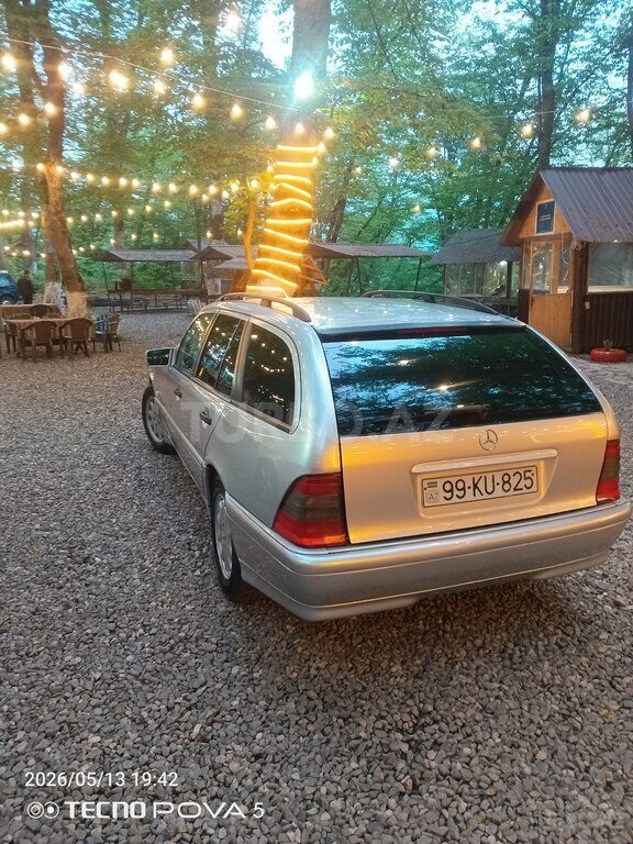 Mercedes C 180