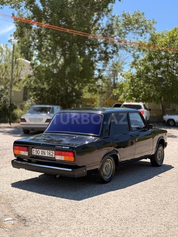 LADA (VAZ) 2107