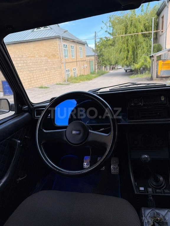 LADA (VAZ) 2107
