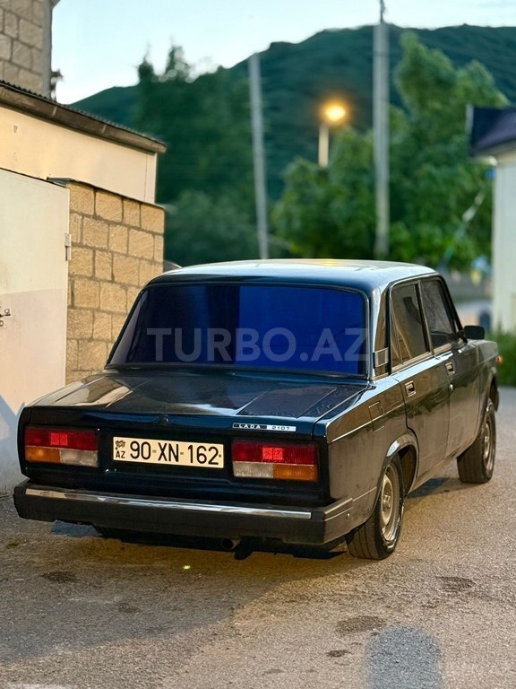 LADA (VAZ) 2107
