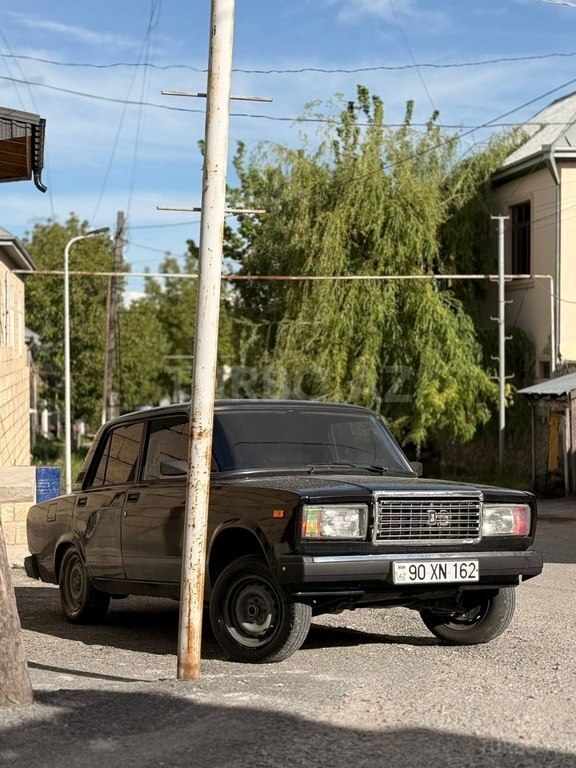 LADA (VAZ) 2107