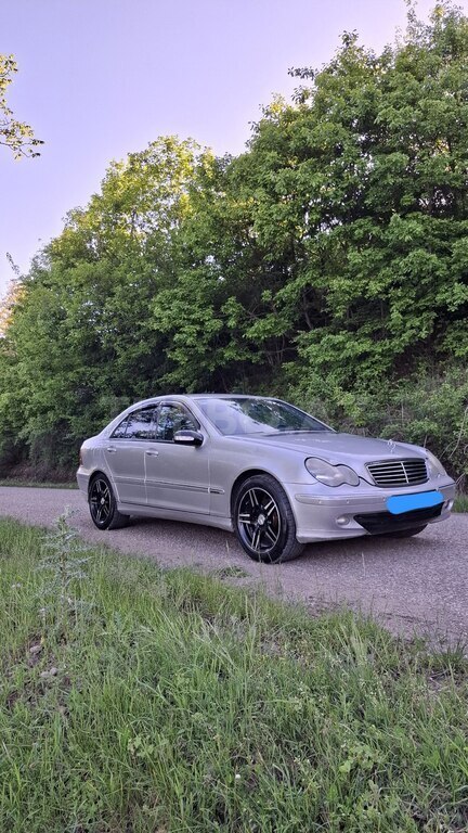 Mercedes C 200