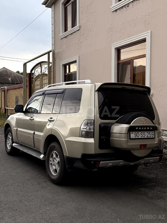 Mitsubishi Pajero