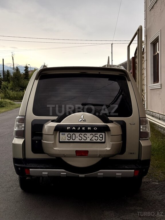 Mitsubishi Pajero