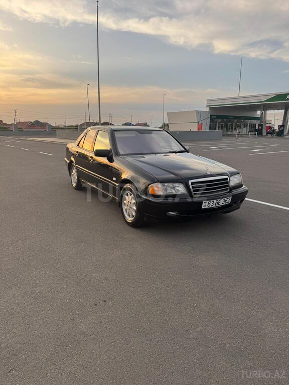 Mercedes C 220