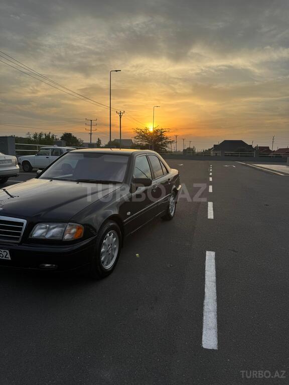 Mercedes C 220