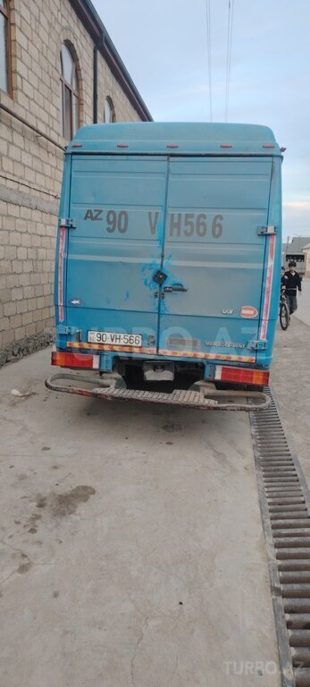 Mercedes Vario