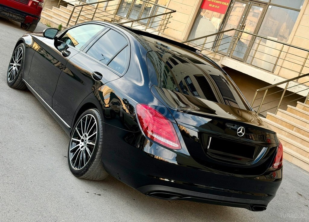 Mercedes C 300