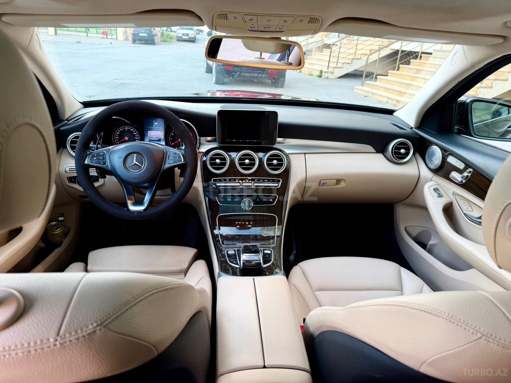 Mercedes C 300