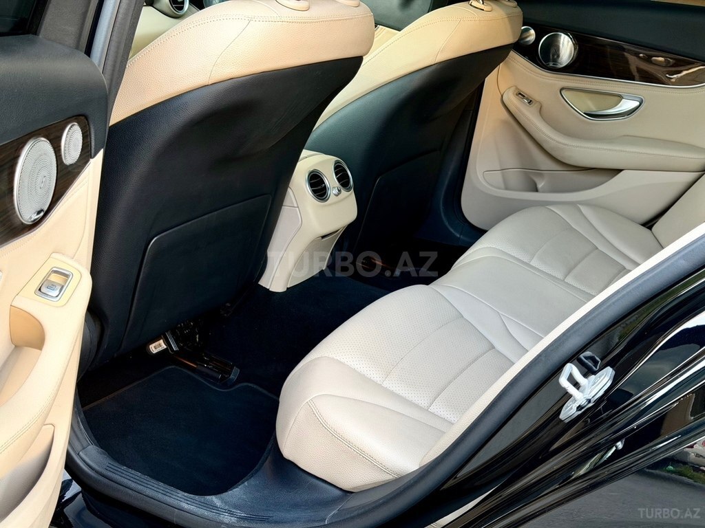 Mercedes C 300