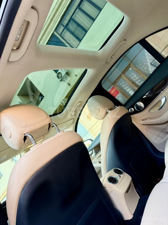 Mercedes C 300