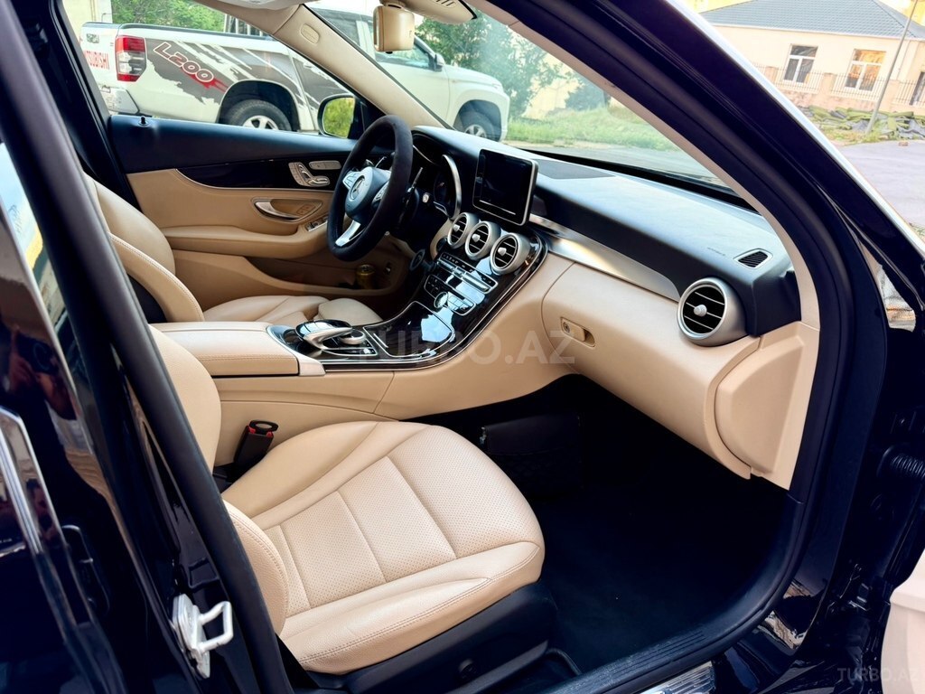 Mercedes C 300