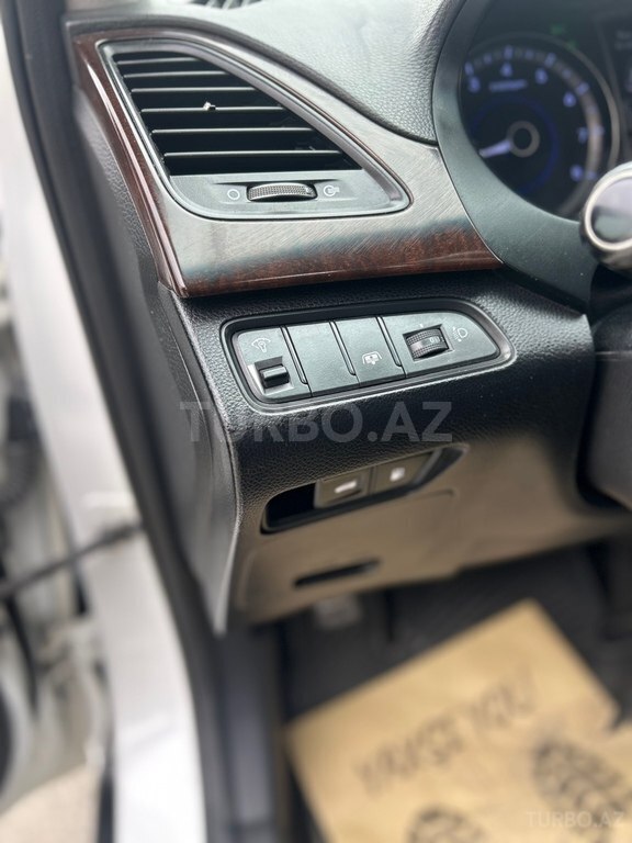 Hyundai Azera