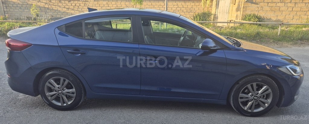 Hyundai Elantra