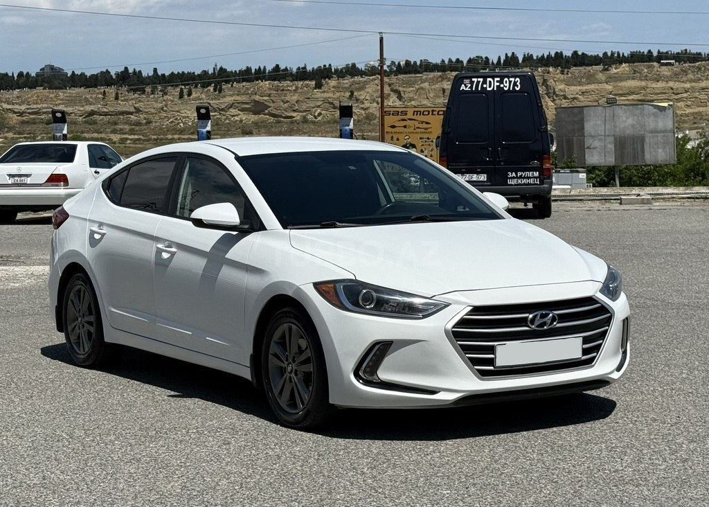 Hyundai Elantra