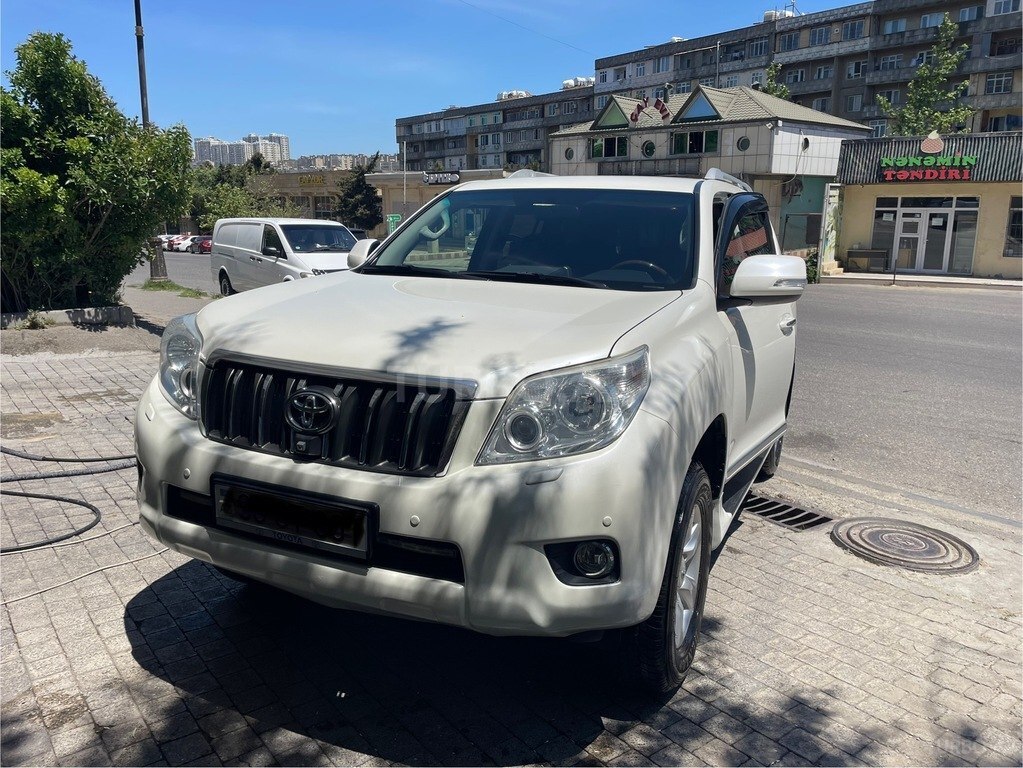 Toyota Land Cruiser Prado