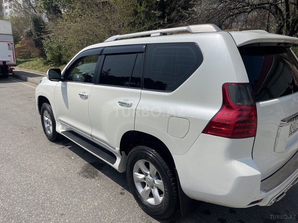 Toyota Land Cruiser Prado
